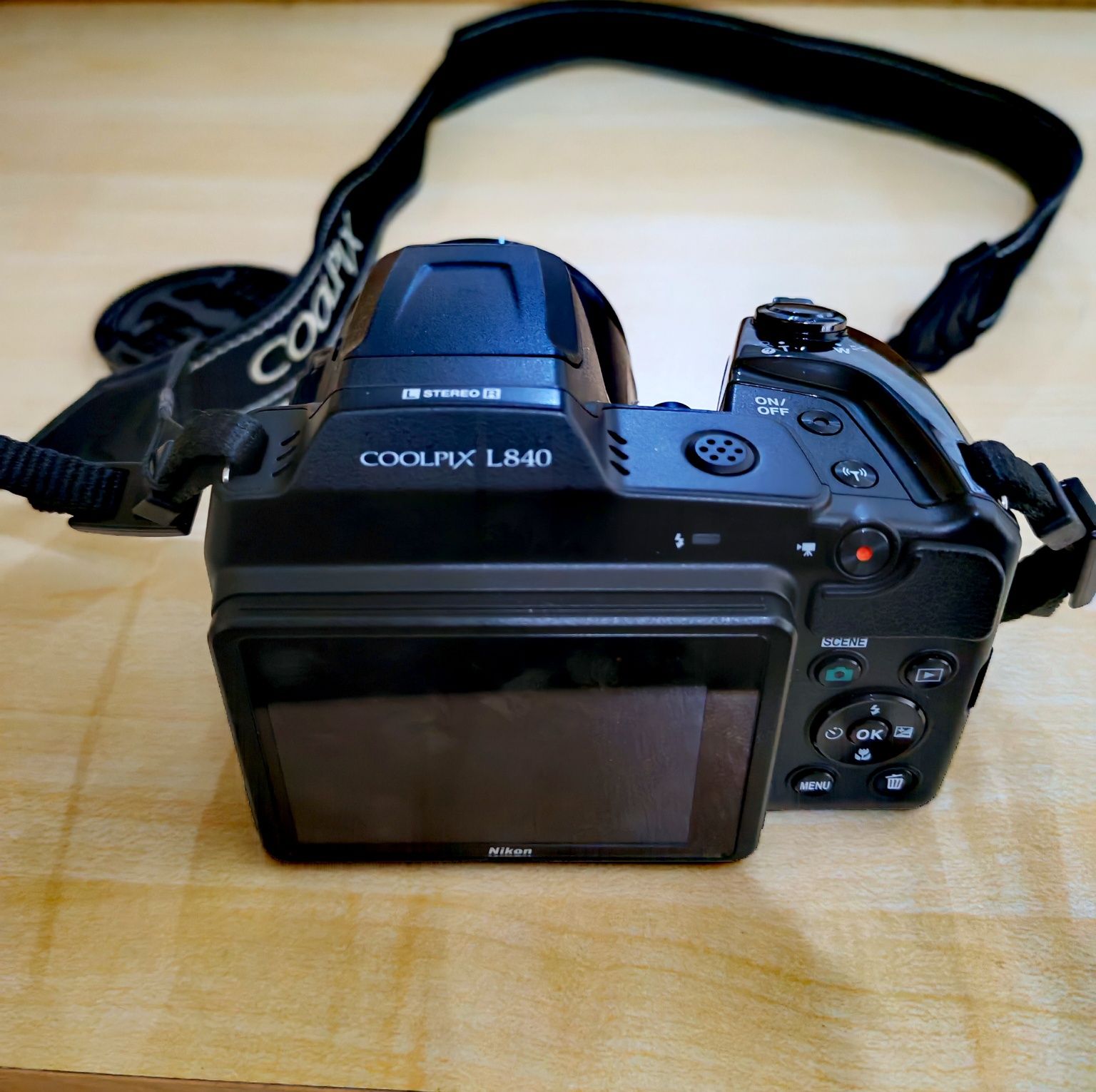 Фотоапарат Nikon Coolpix L840