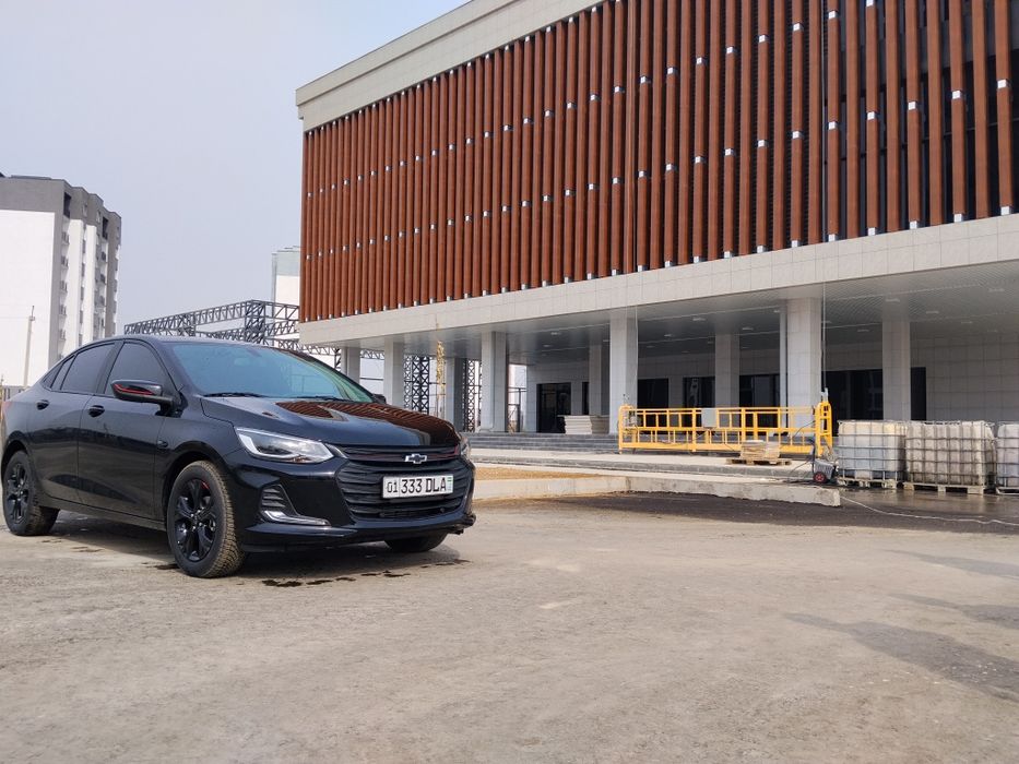 Chevrolet onix redlayn 2025 srochna