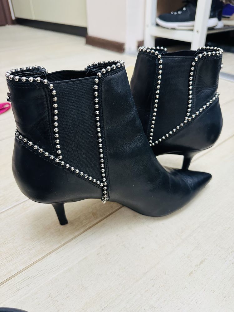 Дамски боти Guess естествена кожа