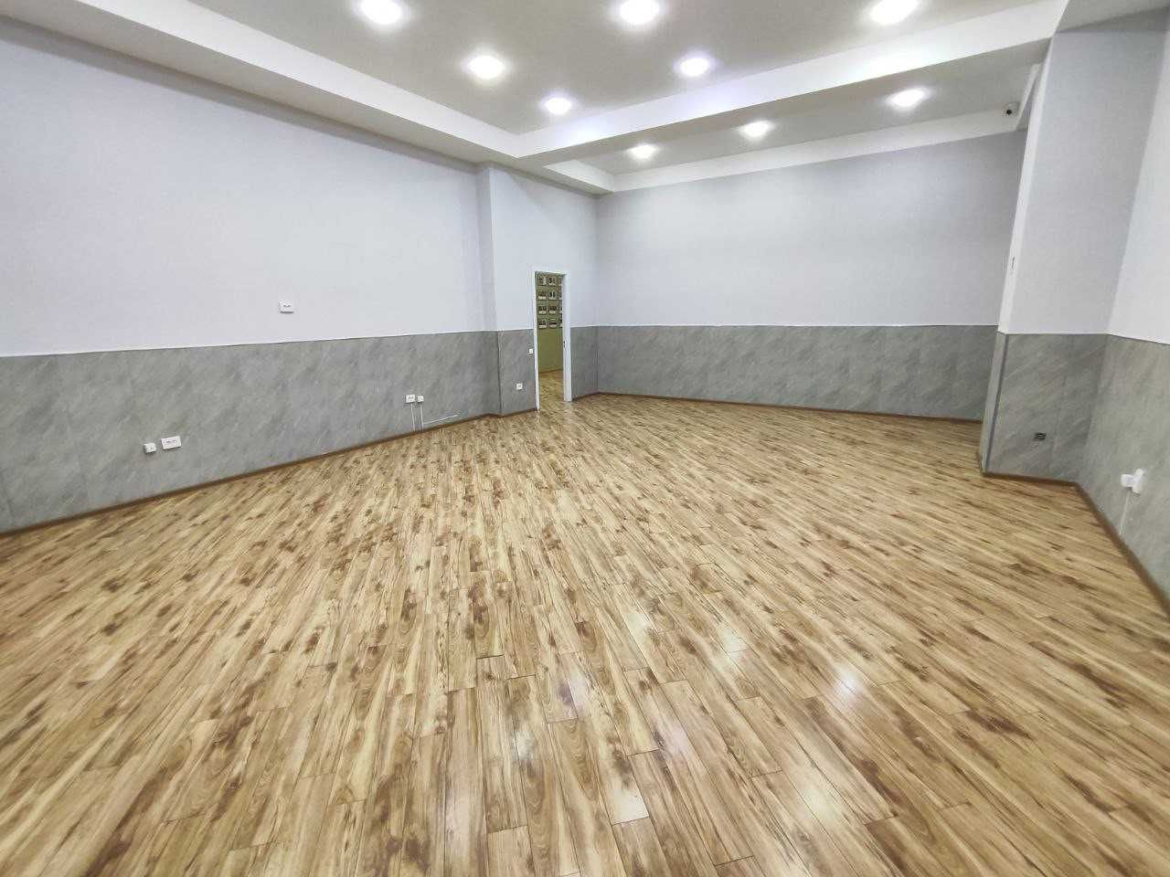 Аренда 1 ком 51 м2 под офис, по 30 долл за м2, Новза Метро, есть торг!