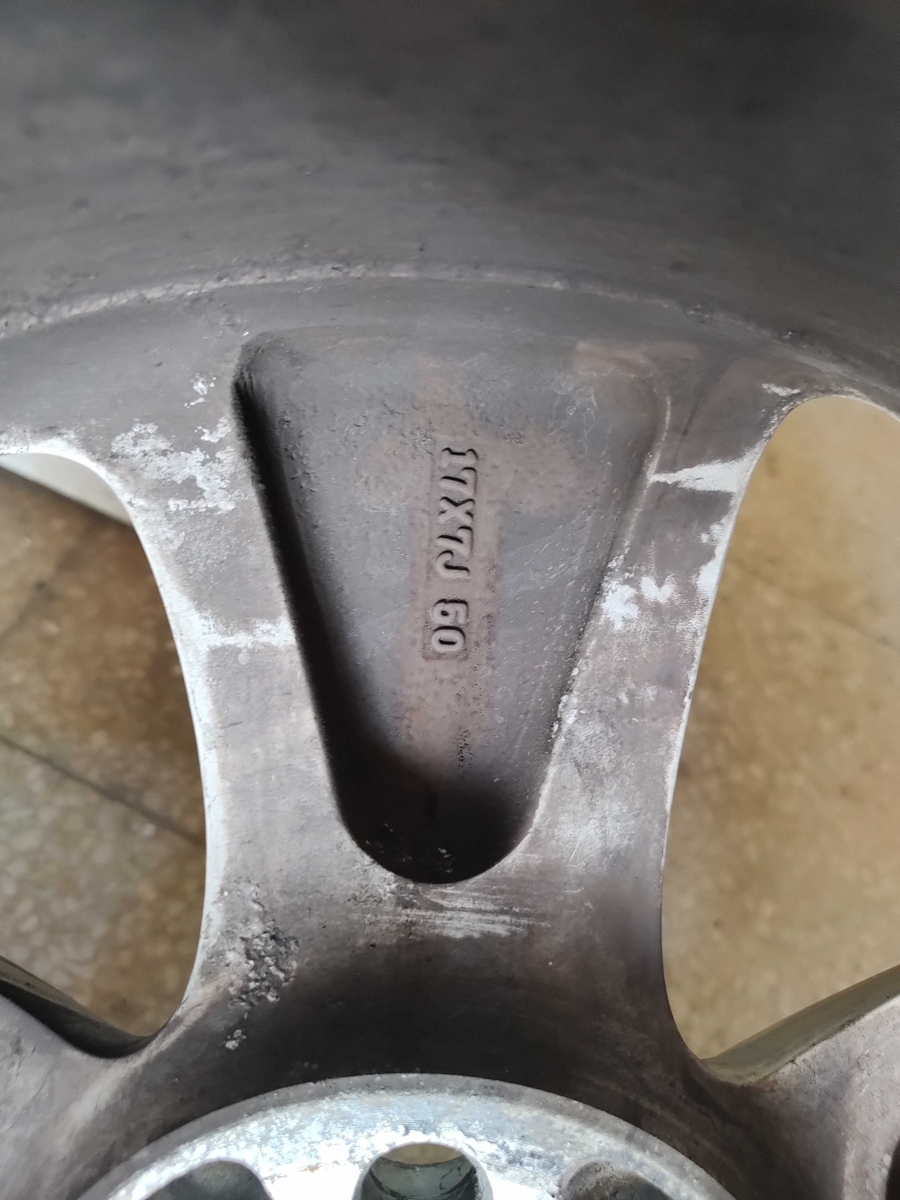 Джанти с гуми 17” цола 215/45/R17 Toyota Verso 17X7J50 Kormoran Dayton