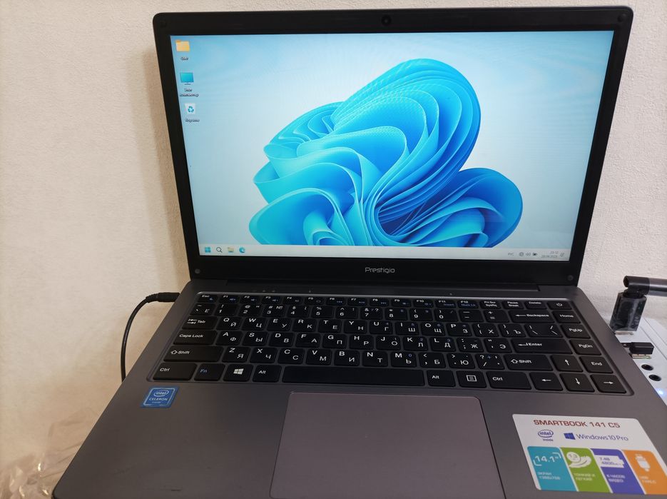 Ноутбук Prestigio smartbook 141 cp