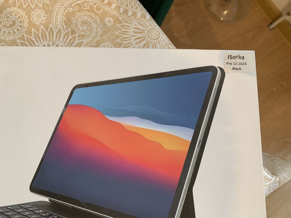 Клавиатура ipad Pro 13 2024