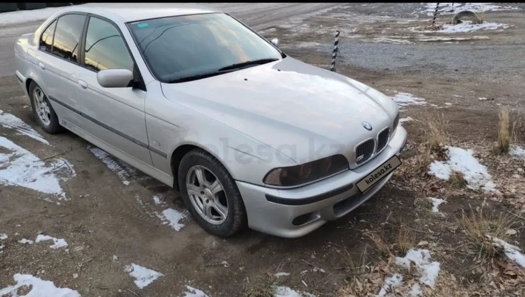 Продам BMW e39, 2000 года