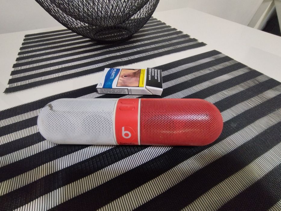 Преносима колонка Beats pill by Dr. Dre