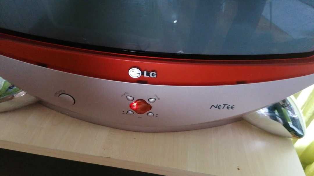 Vand tv LG ,in stare buna.