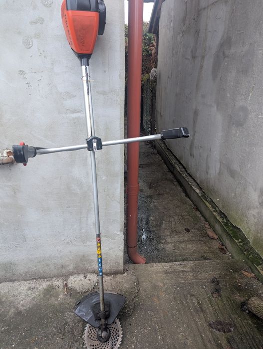 Motocoasă Dolmar SE 25 U