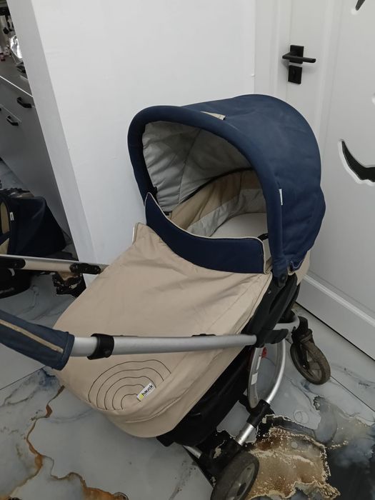 Vând căruț 3 in 1