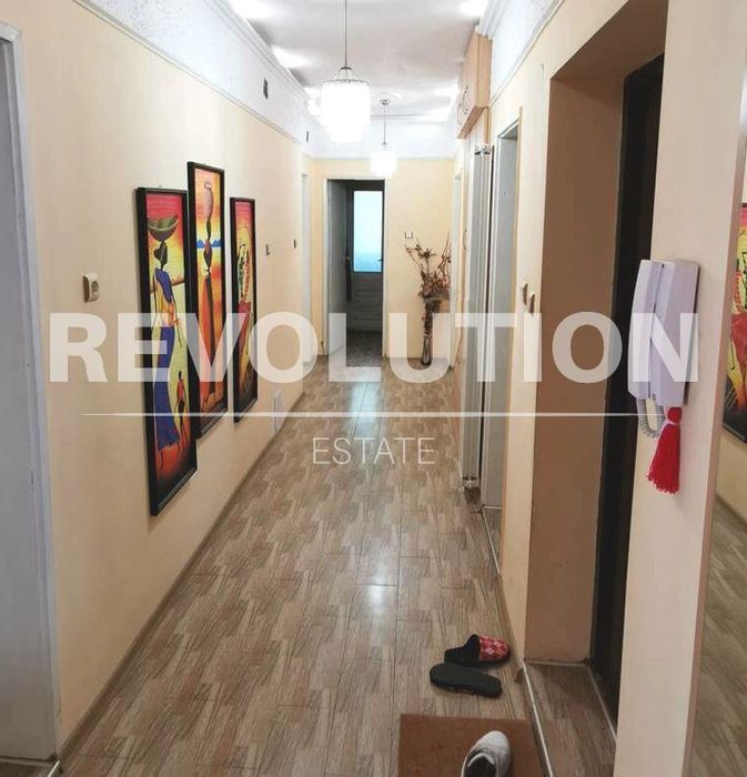 Дава се под наем Етаж от къща в с. Приселци, Област Варна - 100 кв.м за 300 € - Снимка #6