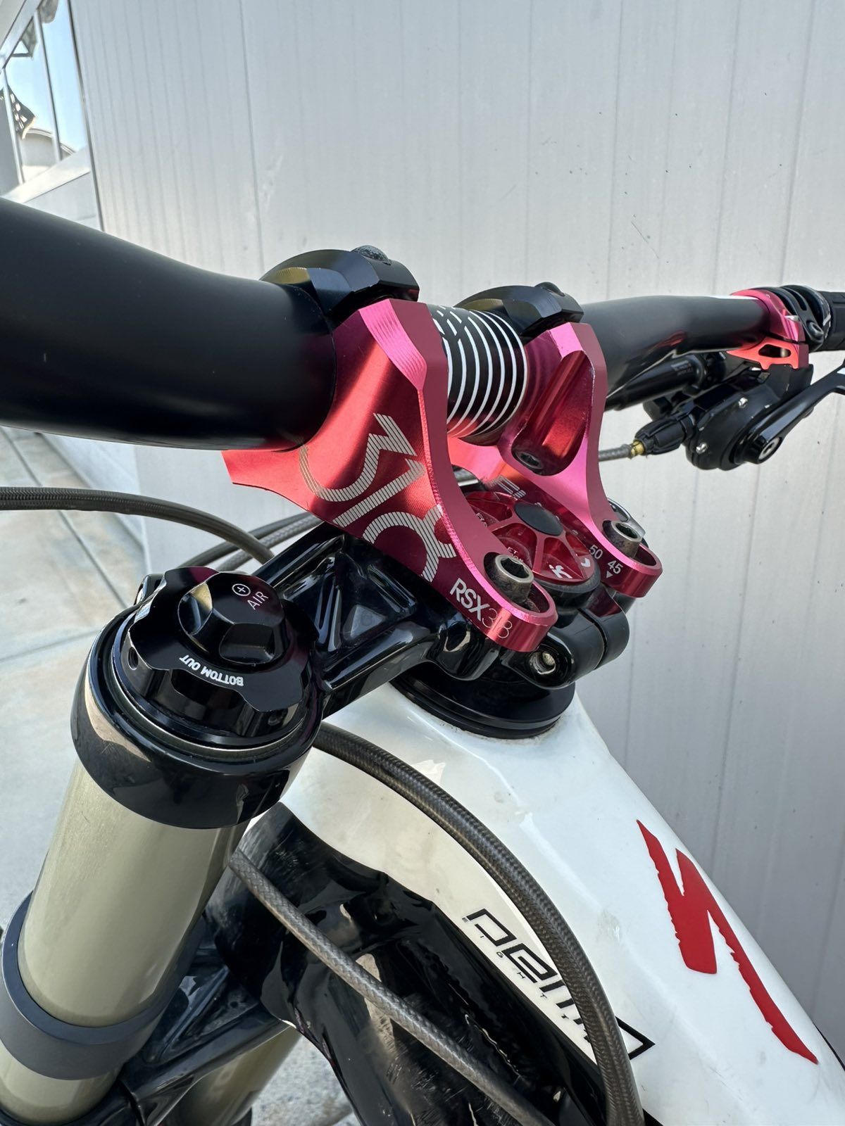 Specialized Demo 8