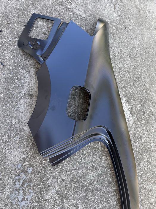 Aripă dreapta spate skoda superb 3.v.