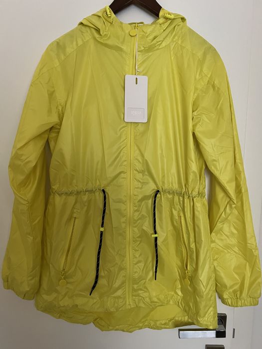 Чисто нова ветровка,размер L/XL