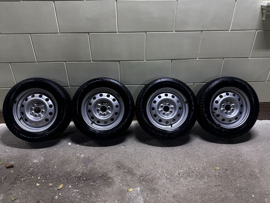 комплект шины диск  185х65R14