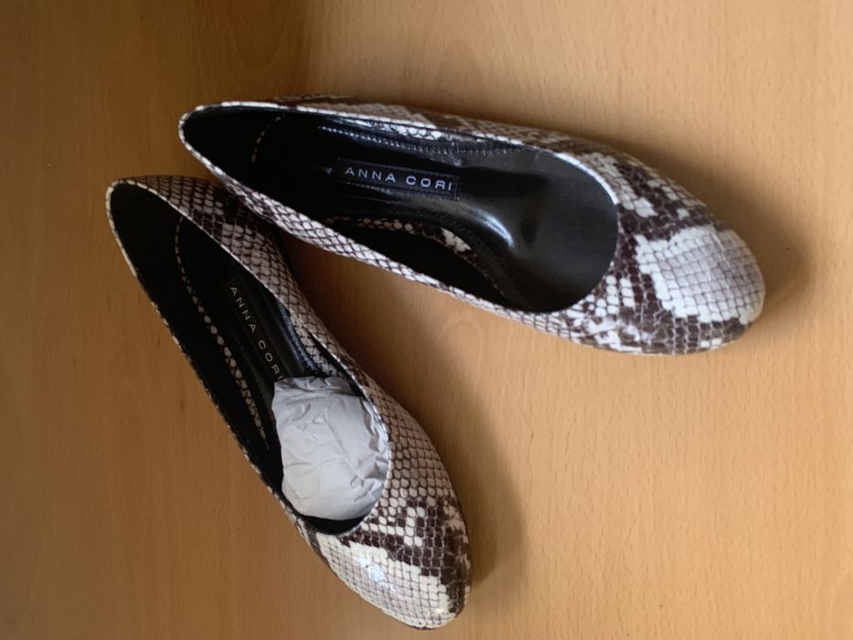 Balerini Anna Cori, piele interior-exterior, masura 35, noi
