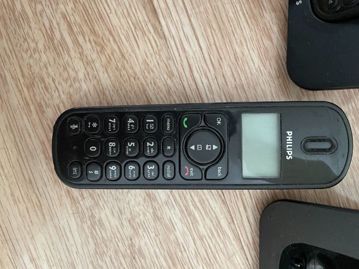 Телефон Philips с 2 станциями