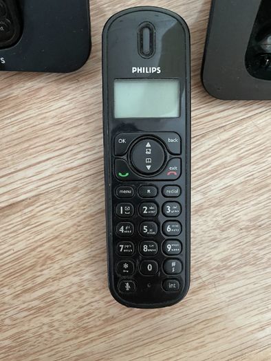 Телефон Philips с 2 станциями
