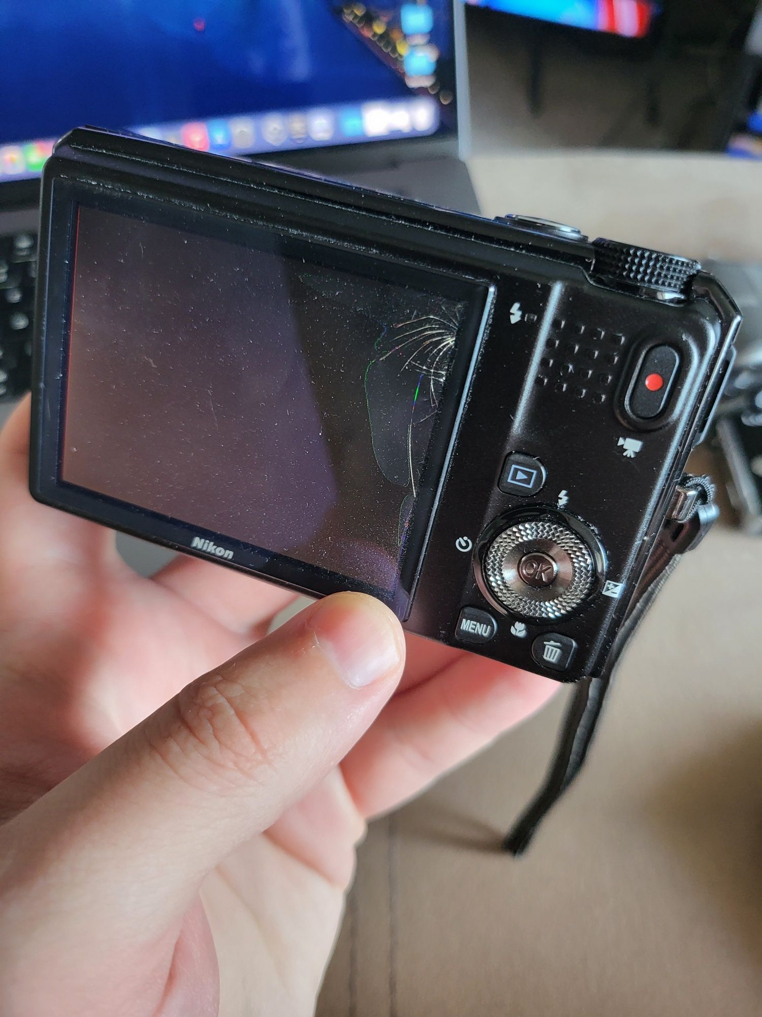 Nikon Coolpix S9100