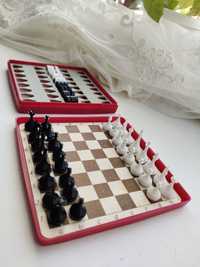 Карманный шахматы