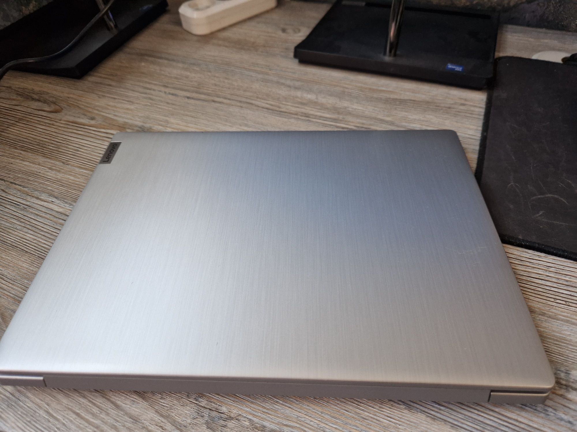 Ноутбук Lenovo Corei3 модель idiapad3 14IIL05