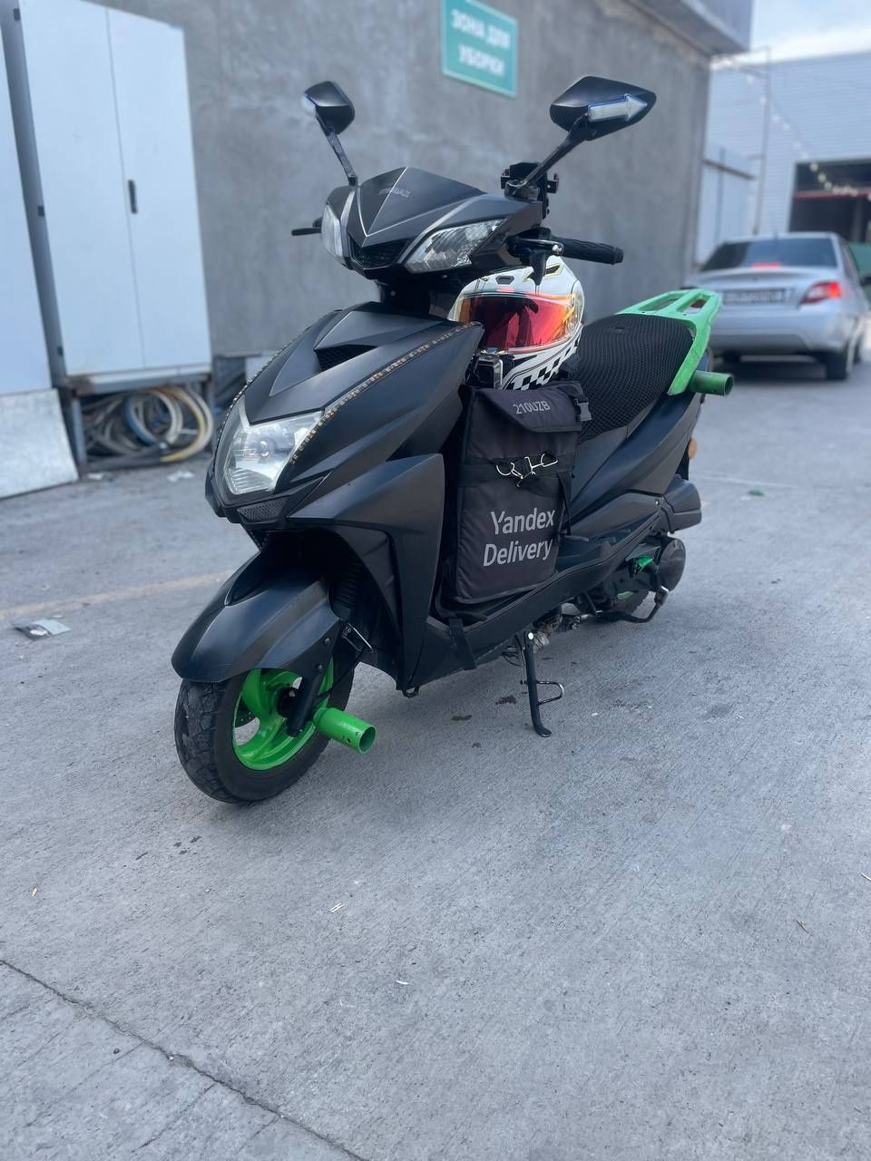 Skuter sotiladi 6 milon 500 ming