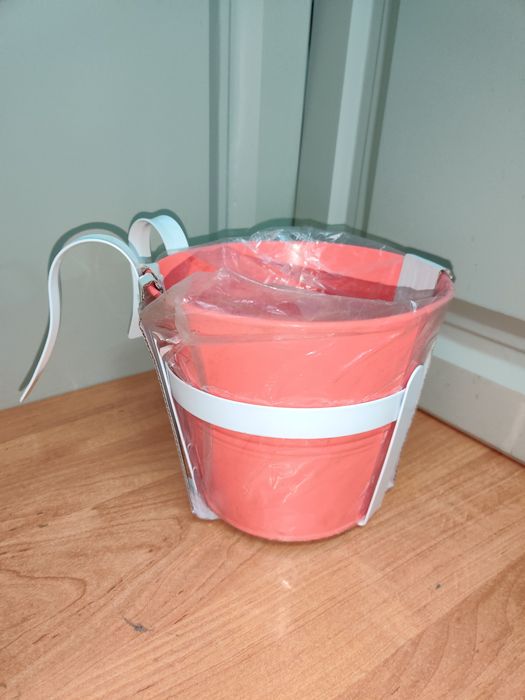 Кашпо для цветов.