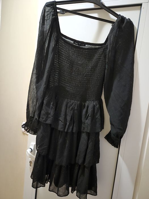 Дамски рокли за повод черни