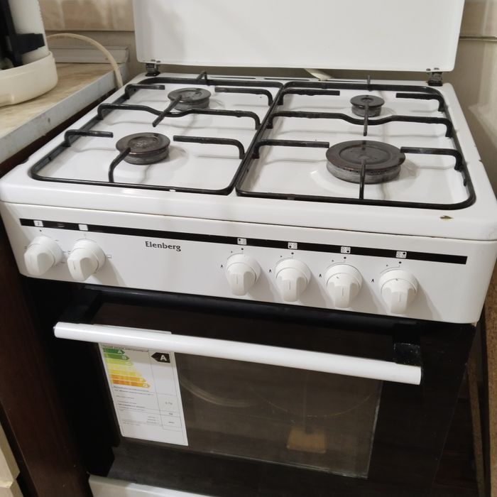 Газовая плита с духовкой + баллон