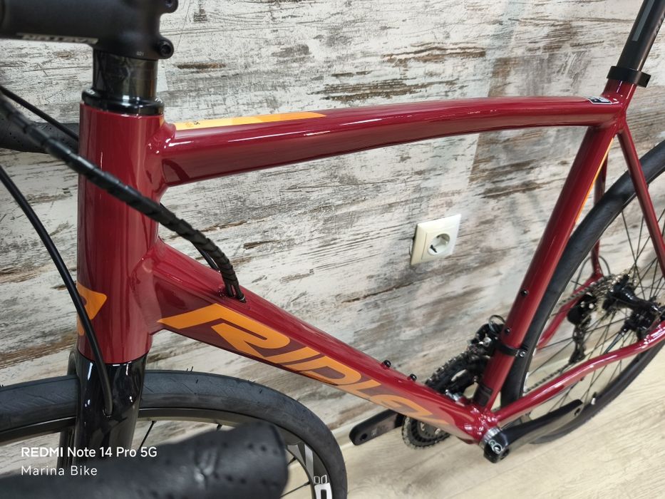 НОВ алуминиев шосеен велосипед Ridley Fenix SLA Disc 105 12 Fulcrum