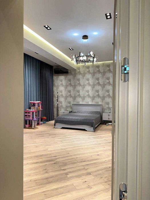 Продается эксклюзивный   HI-tech евродом в центре Ташкента