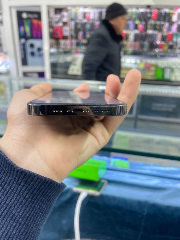 iPhone 13 Pro 128 karobkasi bor