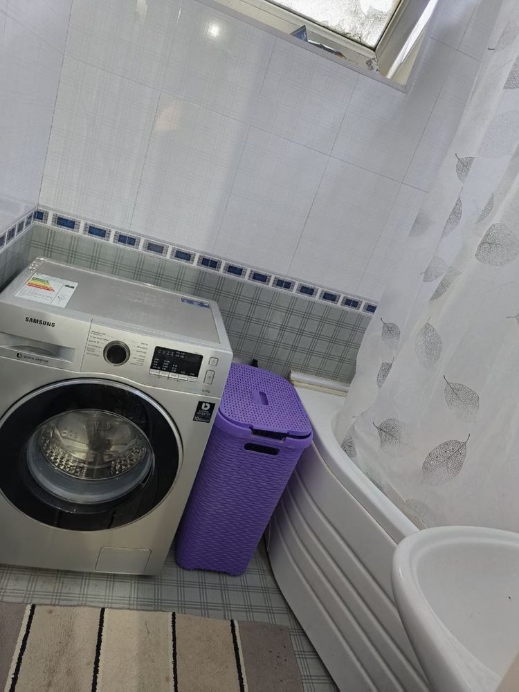 Srochna 3 xonali dom sotiladi