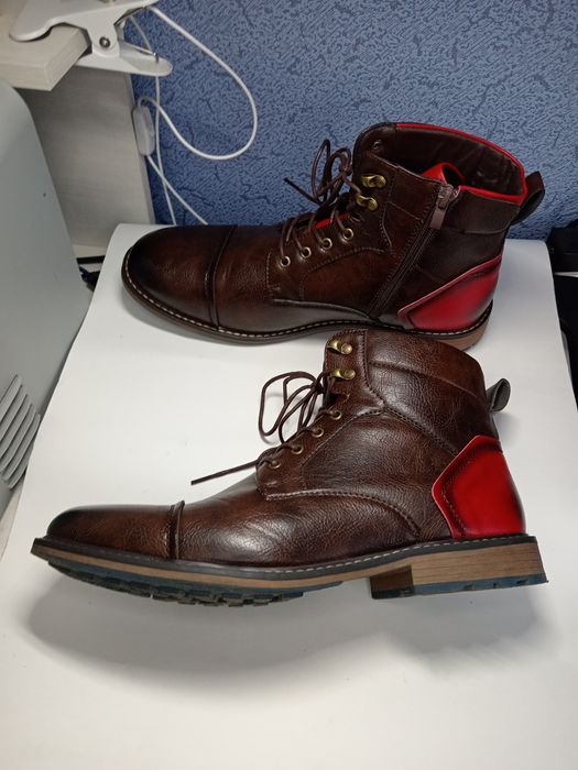 Продам ботинки осенние