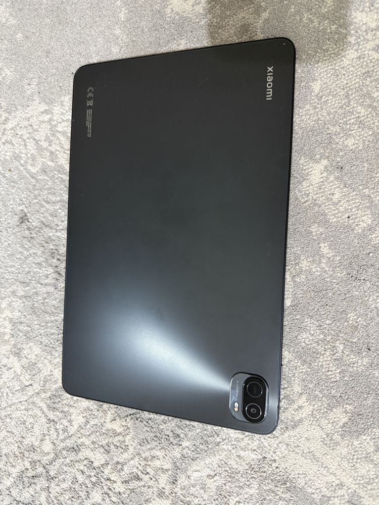 Mipad-5 6/128 в отличном состоянии