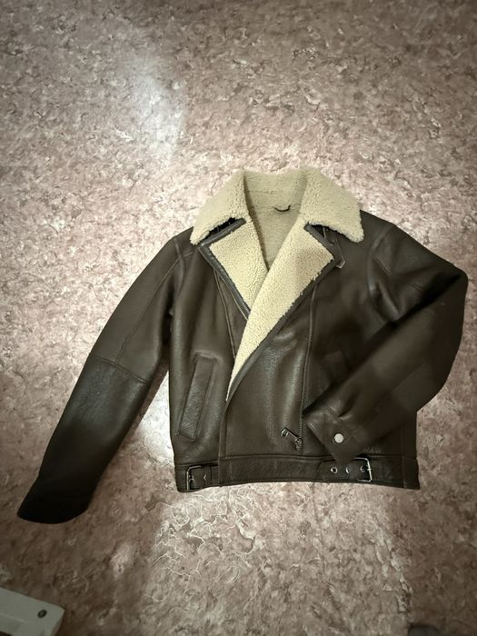 Продам абсолютно новую полностью натуральную дубленку