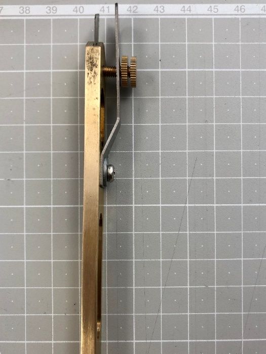 макетен нож с дистанционер за кожа, резец, кожарски, сарашки