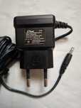 Vând alimentator de 9v 300ma 2.7va