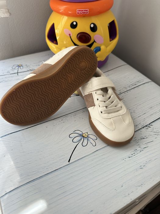 Маратонки H&M