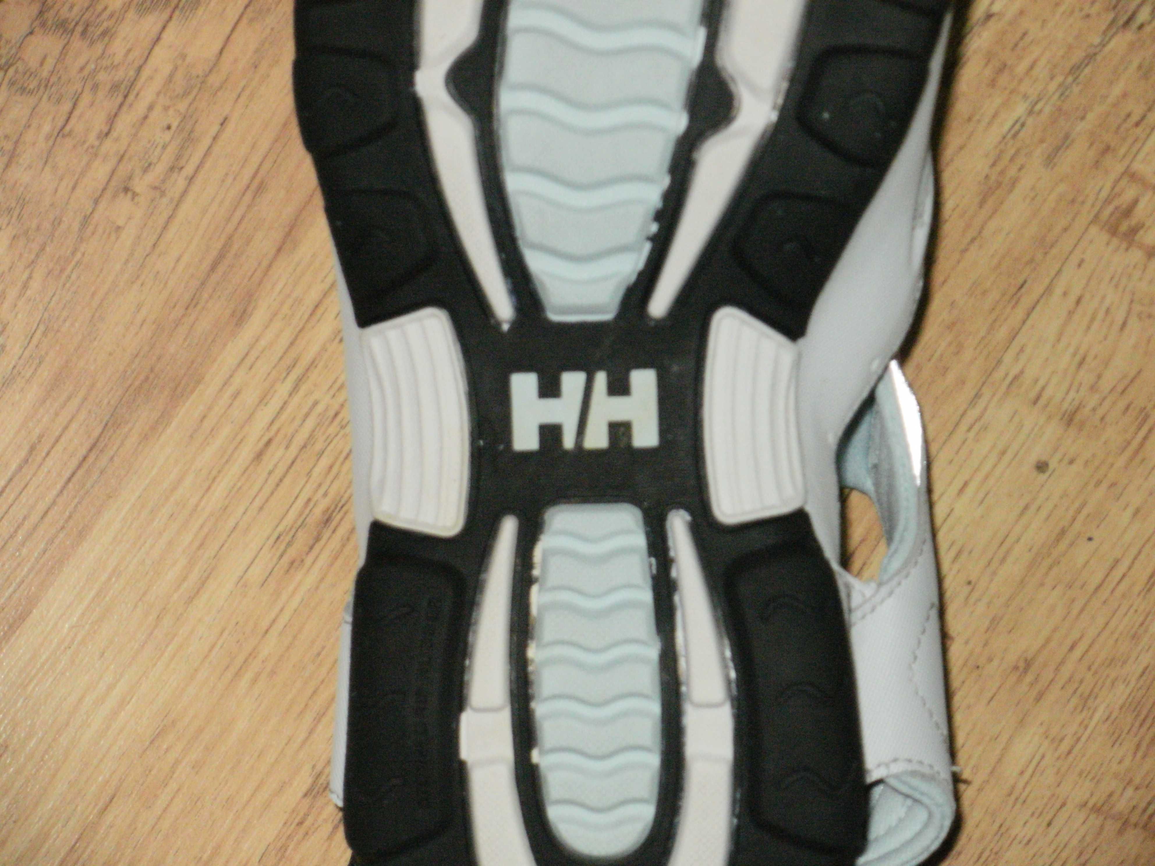 HELLY HANSEN оригинални детски сандали 37,5