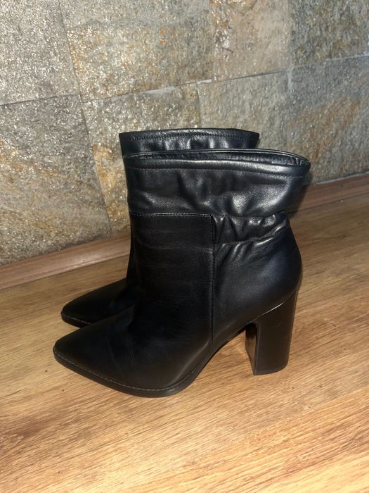 Чисто нови обувки-не са носени никога!