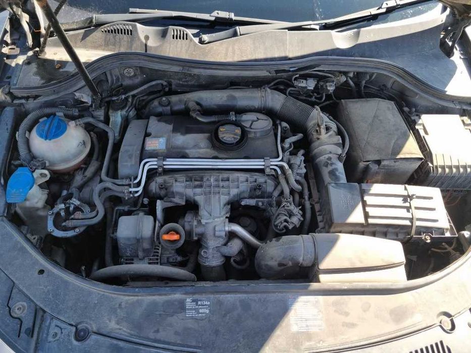 Motor 03G100037K VW Passat B6 2.0 TDI 140 cai BKP