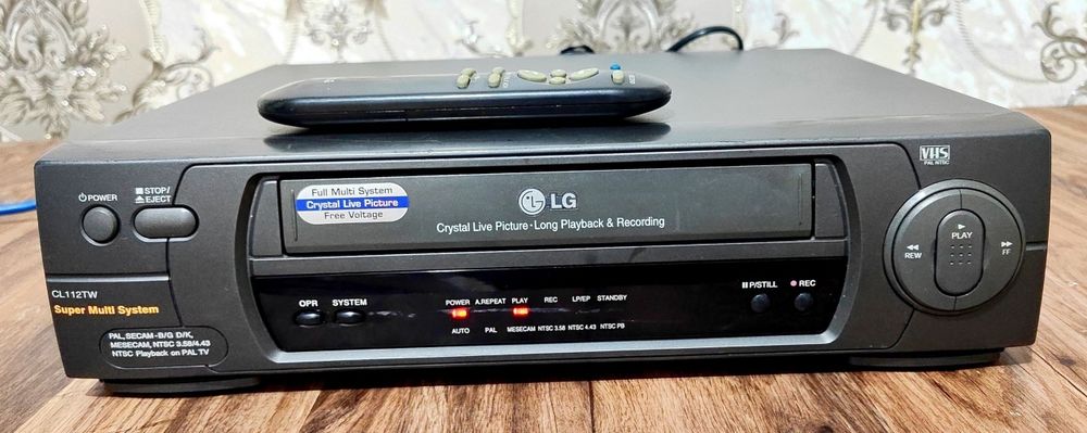 Янги видеомагнитофон LG
