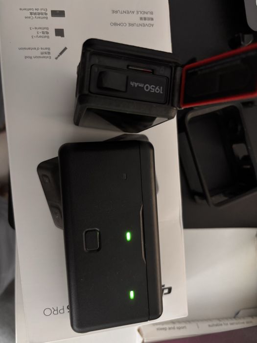 Dji osmo action 5 pro adventure combo plus dji mic, garantie