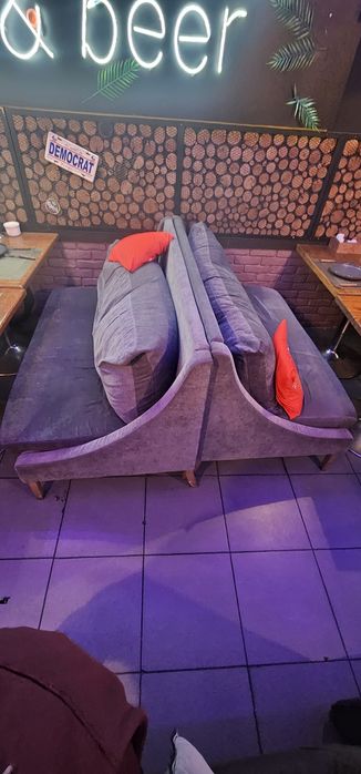 Диваны в кафе,серый цвет .150см×80