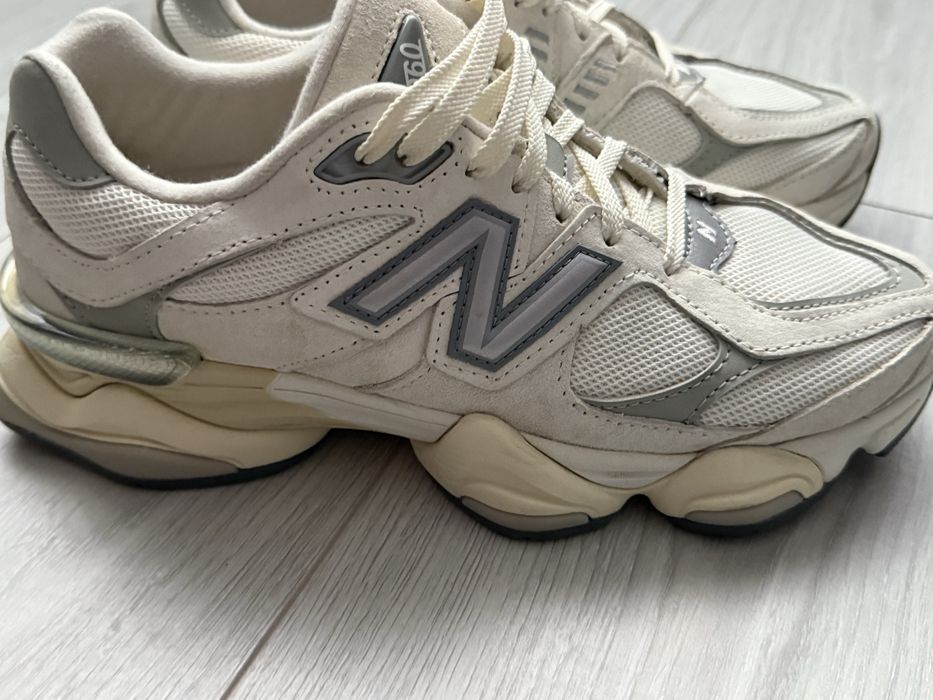 Маратонки new balance