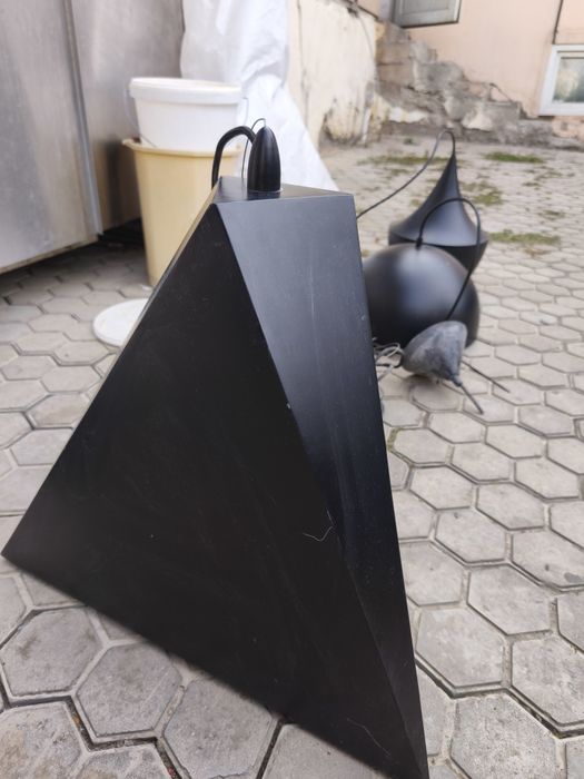Продам люстры дизайнерские