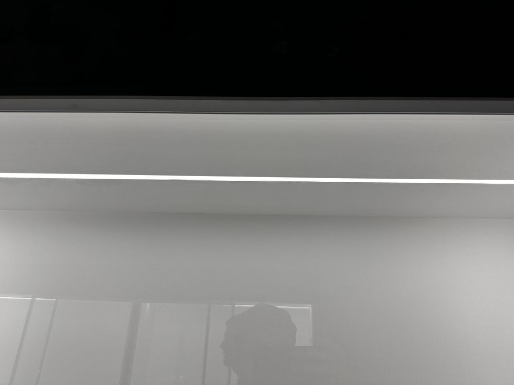 Комплект дизайнерски витрини по поръчка с LED осветление – 4 броя