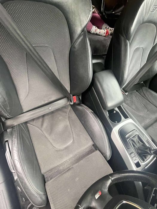 Dezmembrez Audi A4 B8 2.0 tdi cag manuala s line interior  lx7v