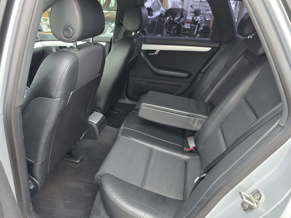 Audi A4 S-line/1.8i-Turbo/Газ/Автоматик/Лизинг