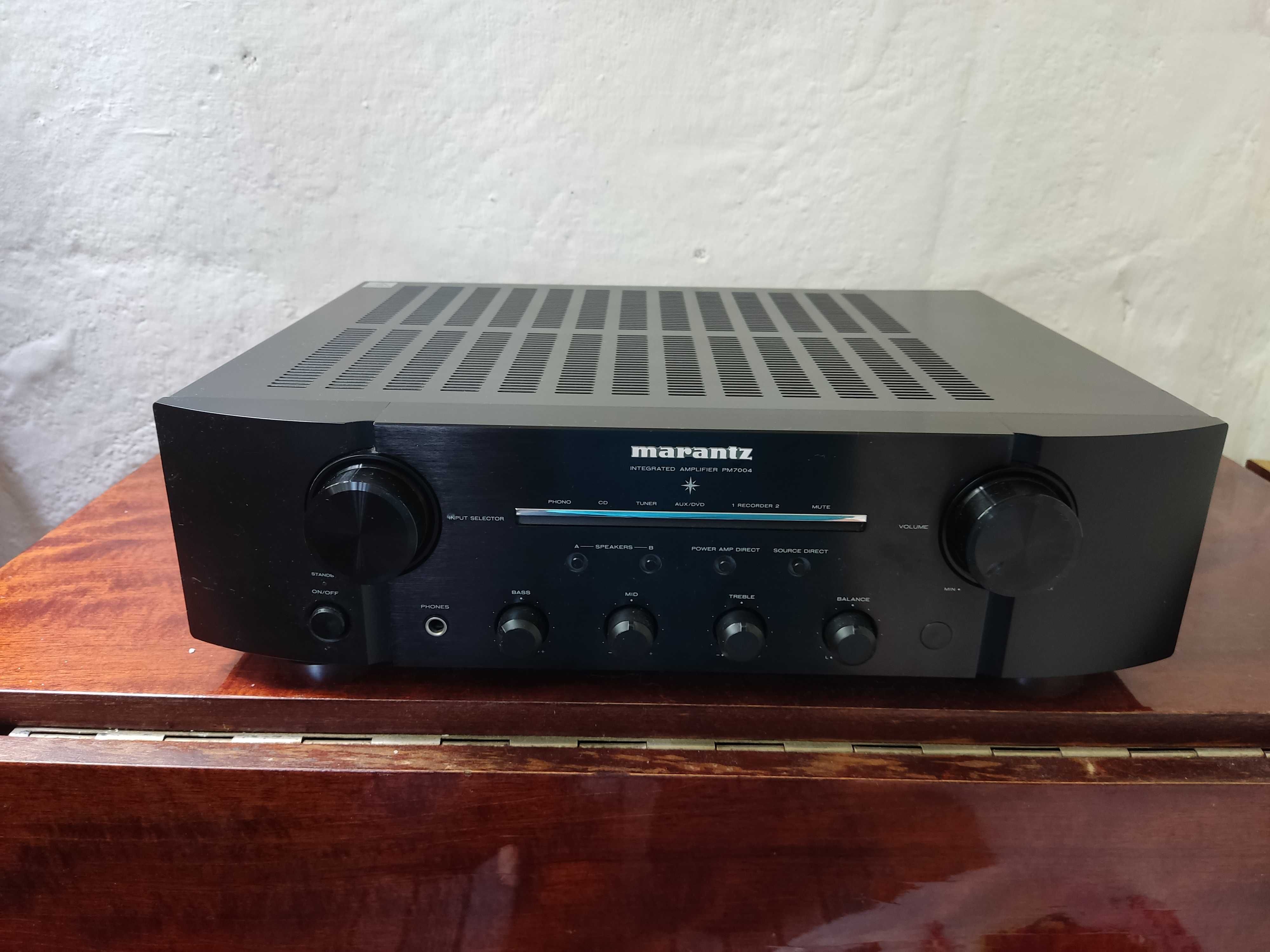 Усилитель Marantz PM 7004