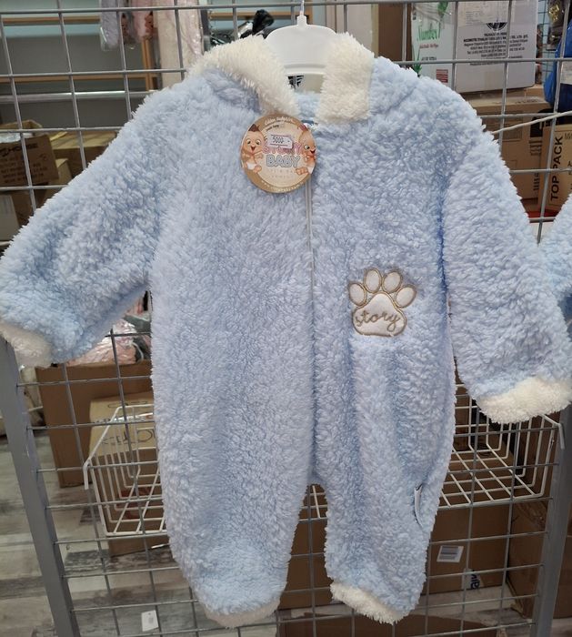 Продавам чисто нови бебешки одеала и ромпери НА ПРОМОЦИЯ!!!